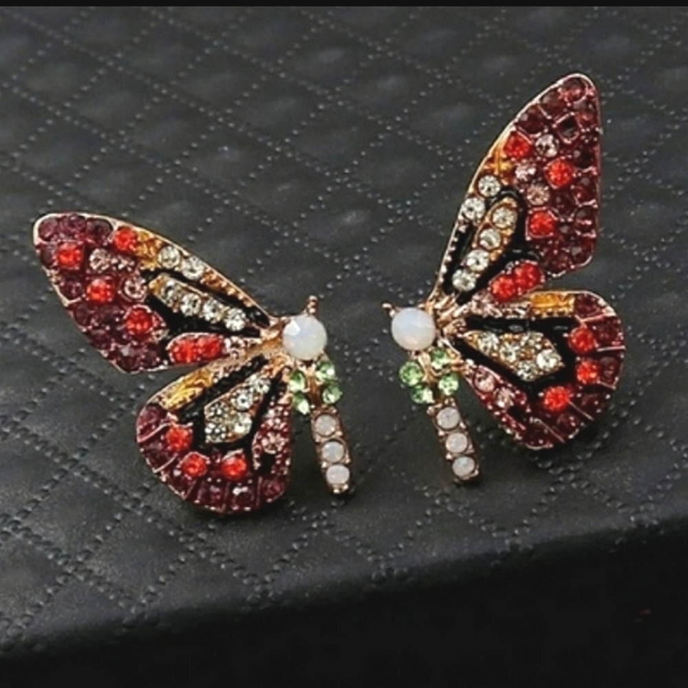 Butterfly Stud Earrings NWT